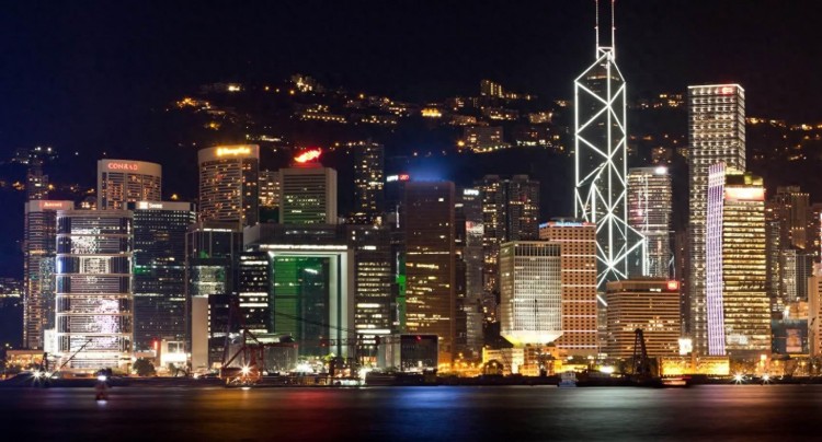 「新的香港加密货币政策」一周年：在港“炒币”如何真正合规？